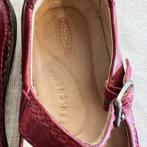 Keen Maryjane Shoes - Size 9.5 - Picture 3 of 8